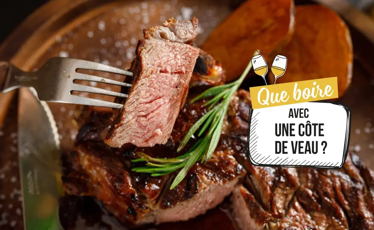 Un morceau de c&ocirc;te de veau juteuse, cuite &agrave; la perfection, est piqu&eacute; sur une fourchette. Un texte demande : 
