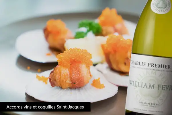 Quel vin avec coquille Saint-Jacques ? Un Chablis Premier Cru William Fèvre, parfait pour sublimer ces délices marins.